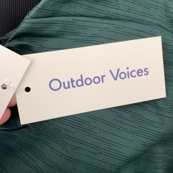 OV Move Free Crop Top - Sold out - Picture 13 of 14